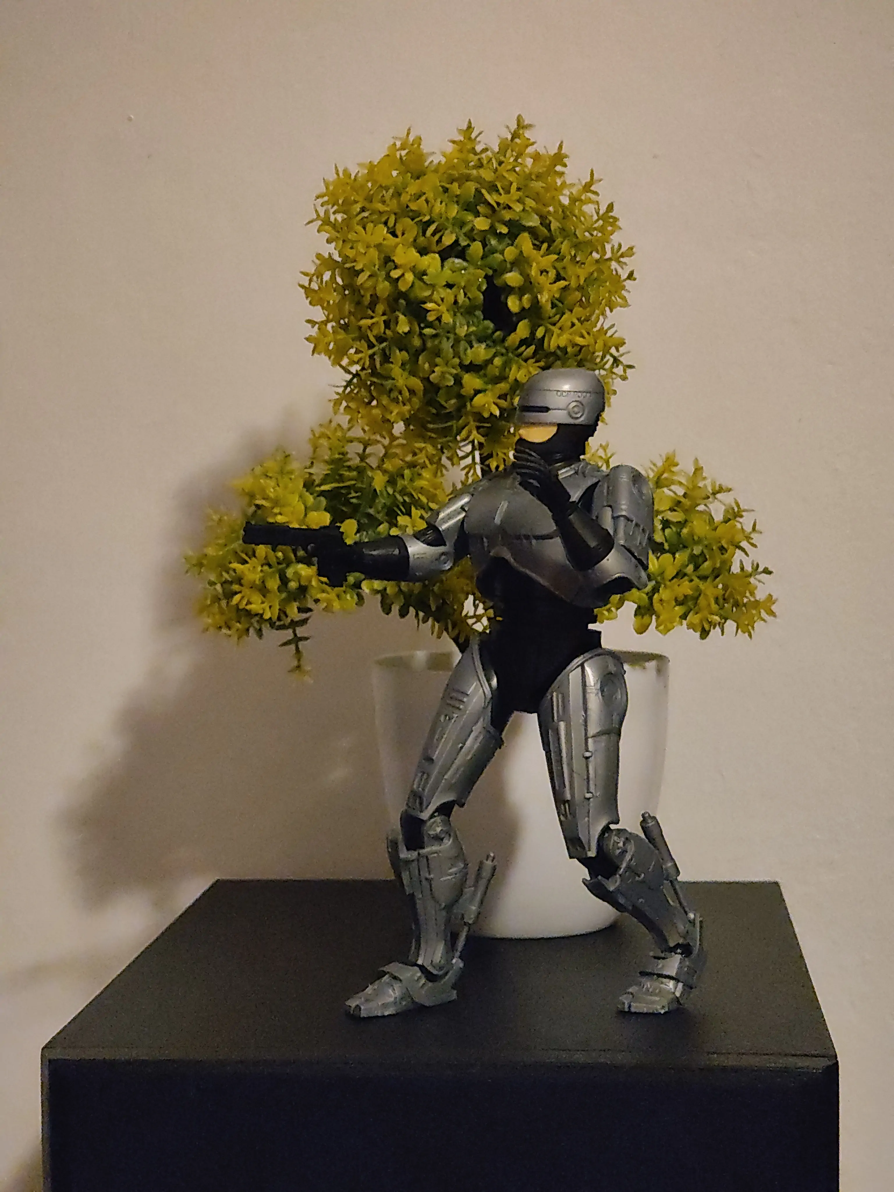 RoboCop Moderoid Plastic Model Kit RoboCop 18 cm zdjęcie produktu