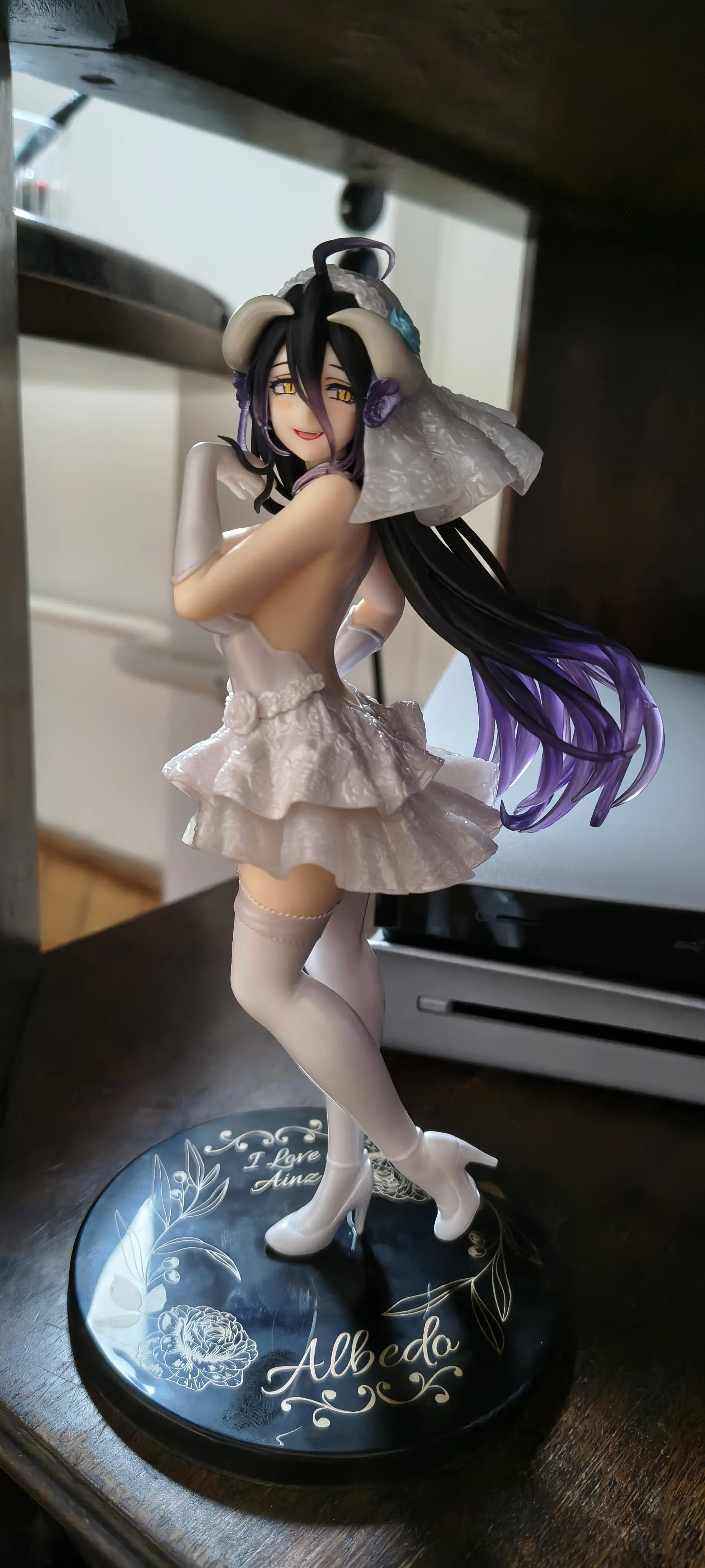 Overlord Coreful PVC Statuetka Albedo Wedding Ver. 18 cm zdjęcie produktu