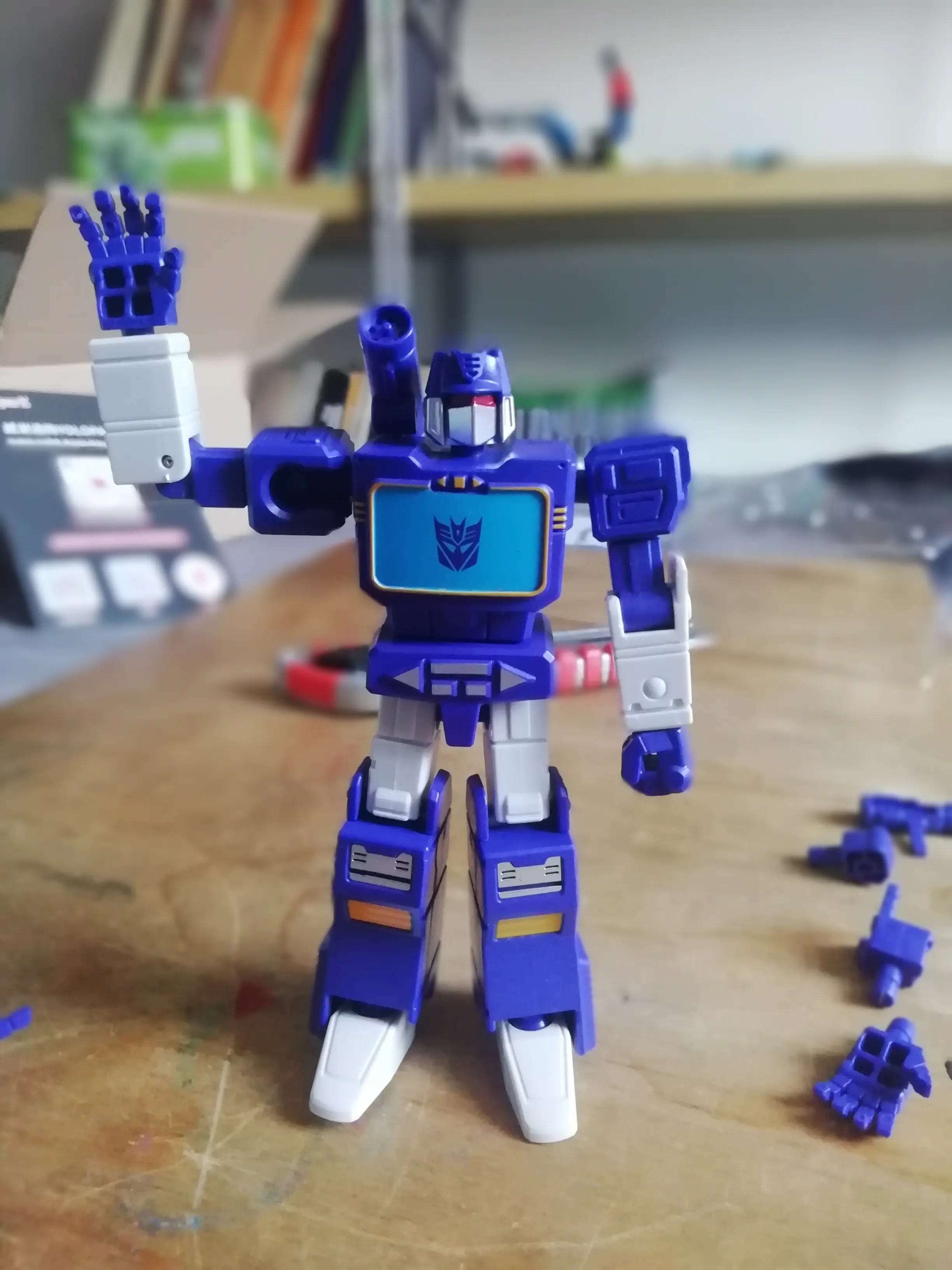 Transformers: Generation One AMK Mini Series Plastikowy Model Zestaw Soundwave 11 cm zdjęcie produktu