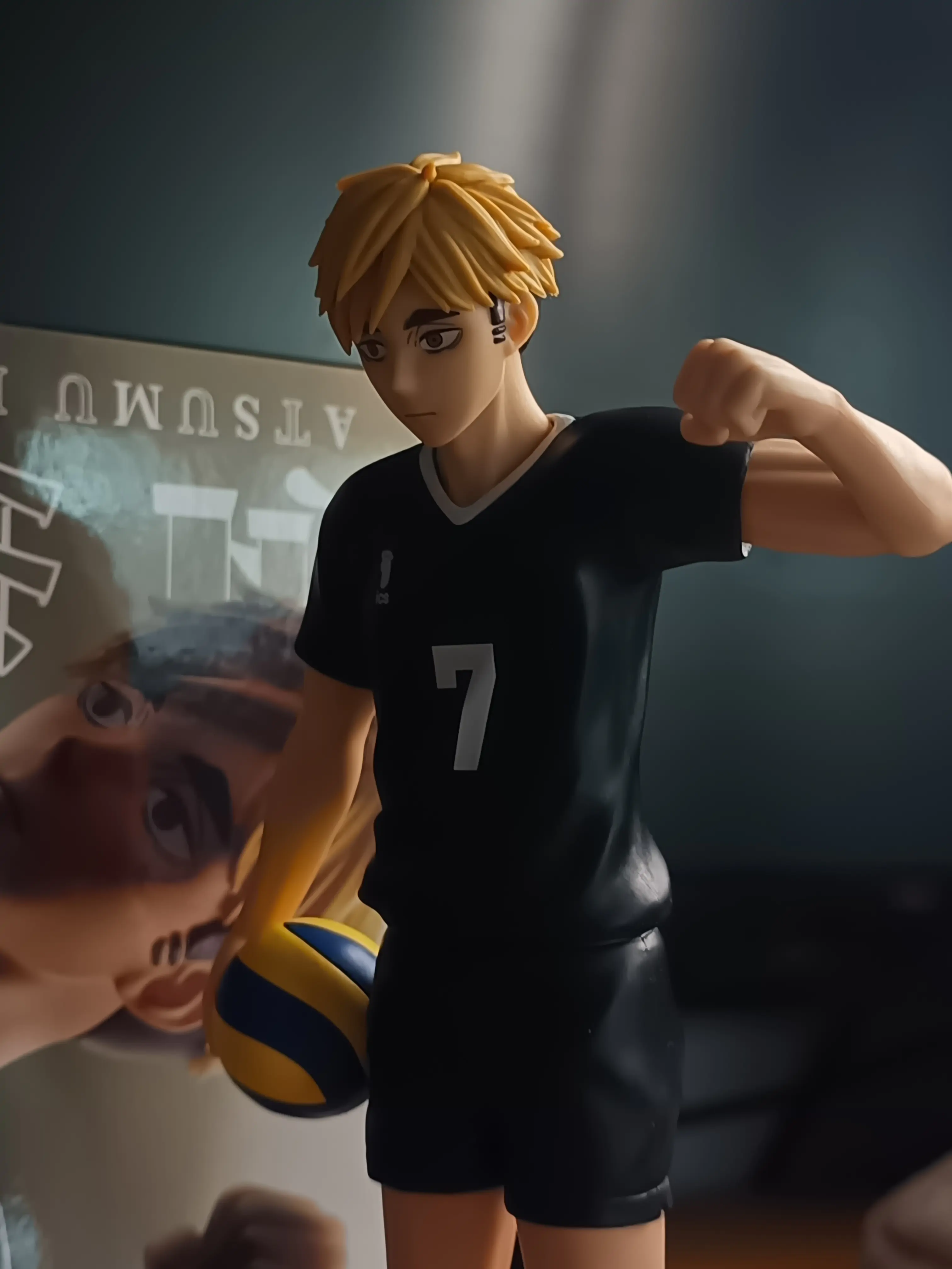 Haikyu!! Figurka Atsumu Miya 19 cm zdjęcie produktu