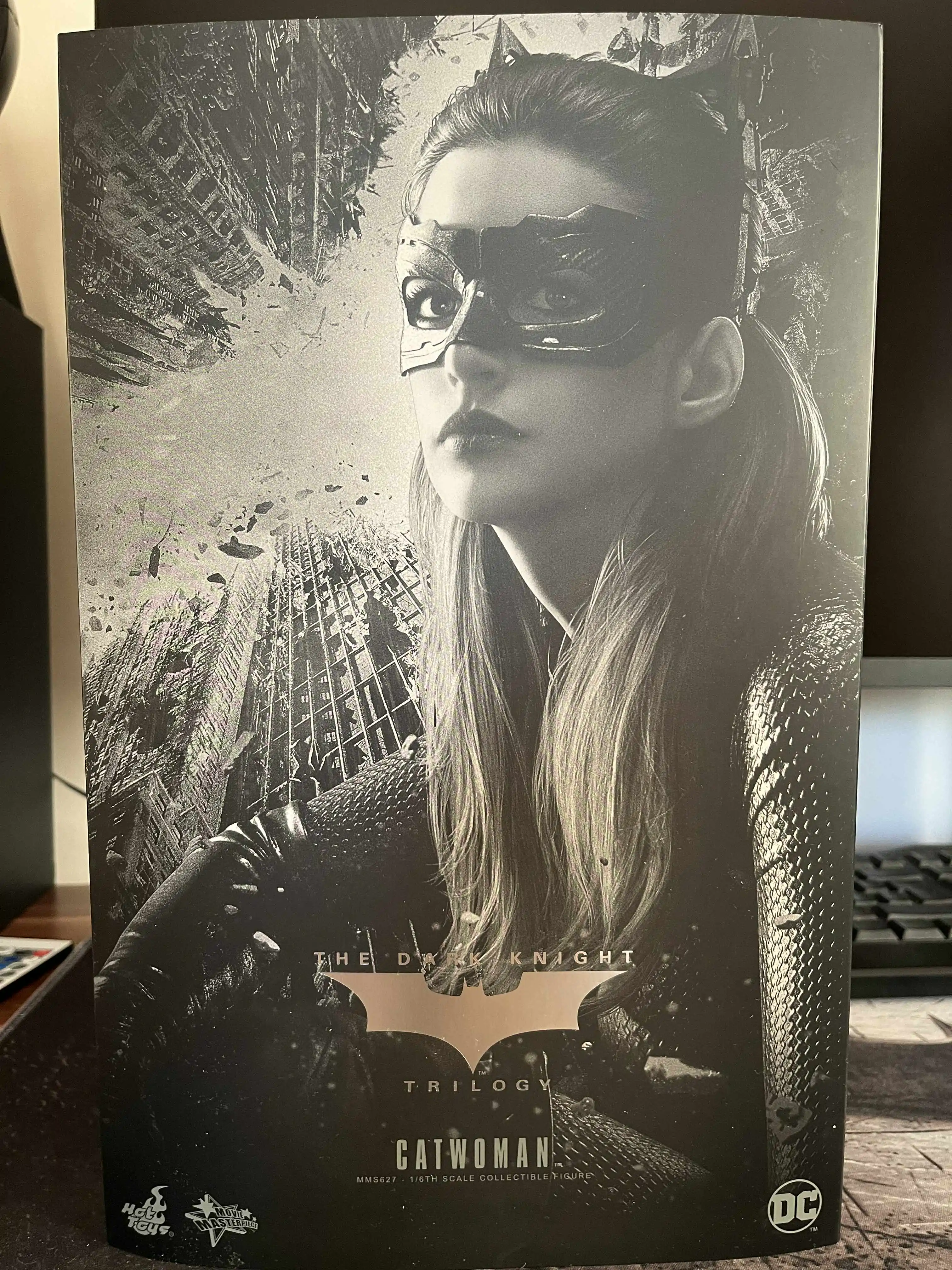 The Dark Knight Trilogy Movie Masterpiece Figurka Akcji 1/6 Catwoman 29 cm zdjęcie produktu