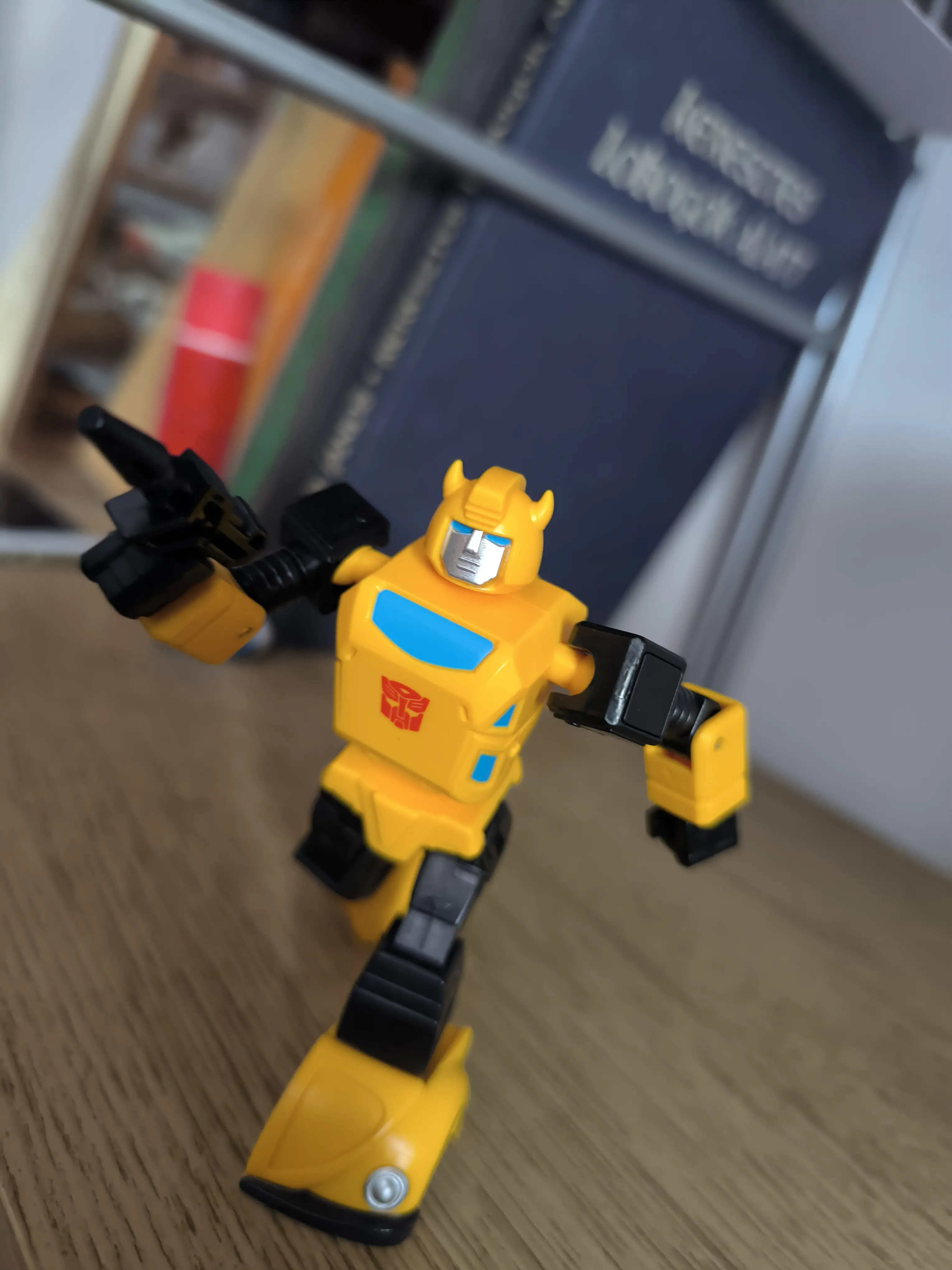 Transformers: Generation One AMK Mini Series Plastikowy Model Zestaw Bumblebee 10 cm zdjęcie produktu