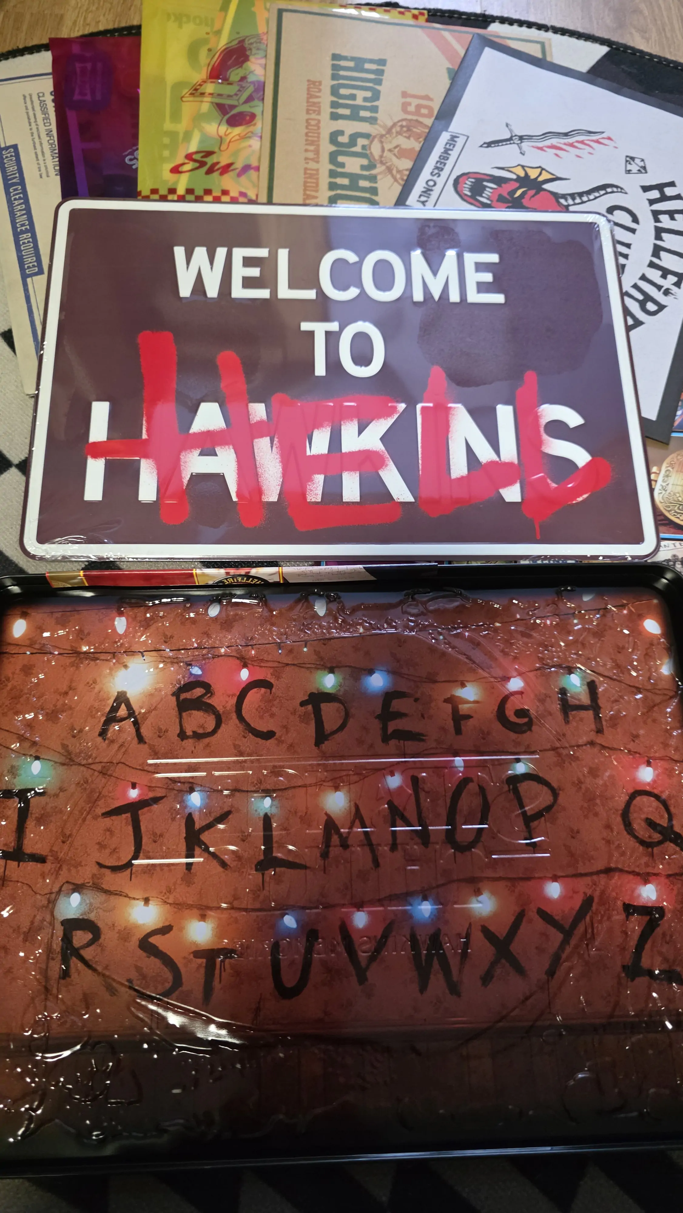Stranger Things Hawkins Memories Kit Vecna´s Course Edycja Limitowana zdjęcie produktu