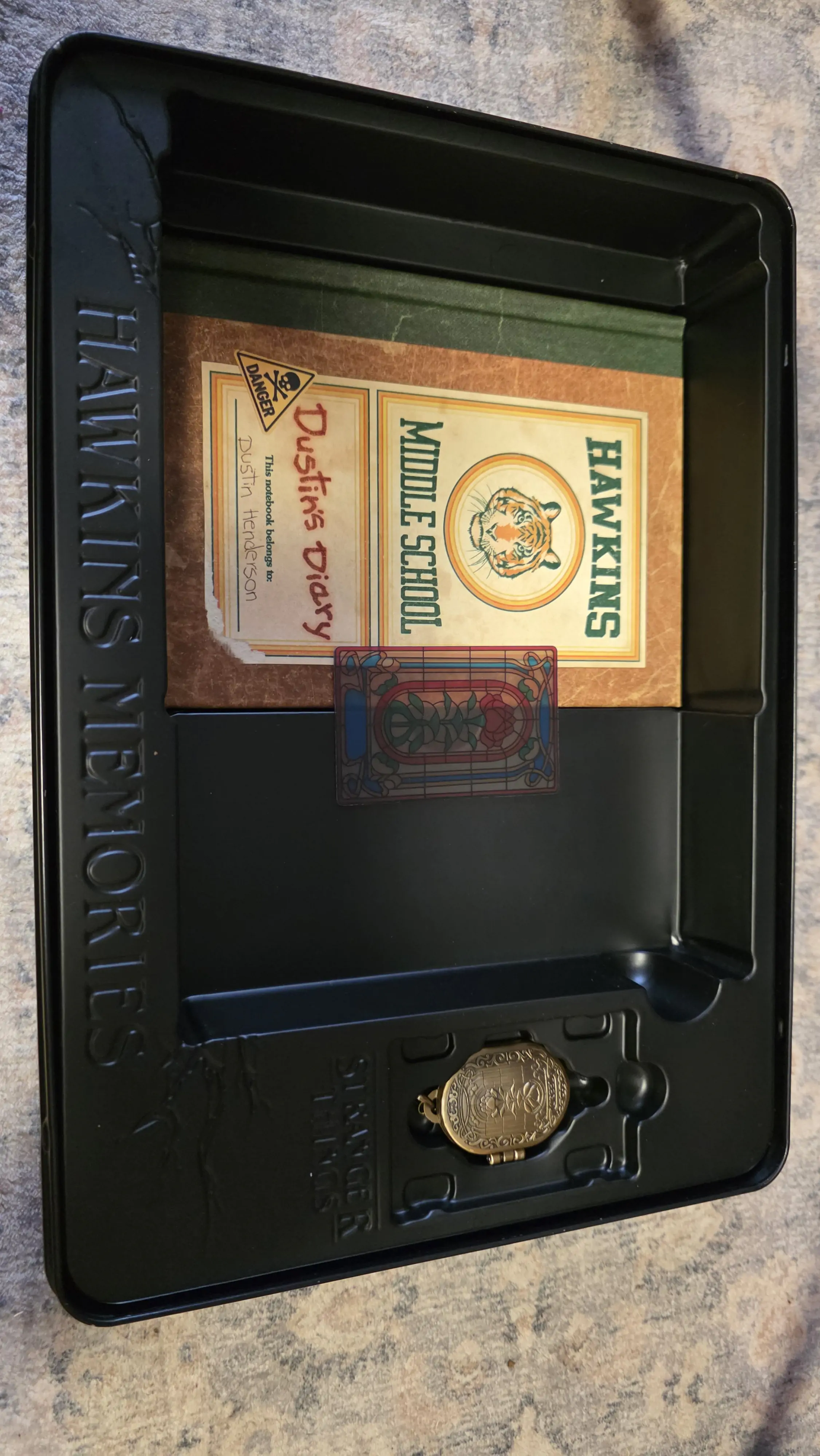 Stranger Things Hawkins Memories Kit Vecna´s Course Edycja Limitowana zdjęcie produktu