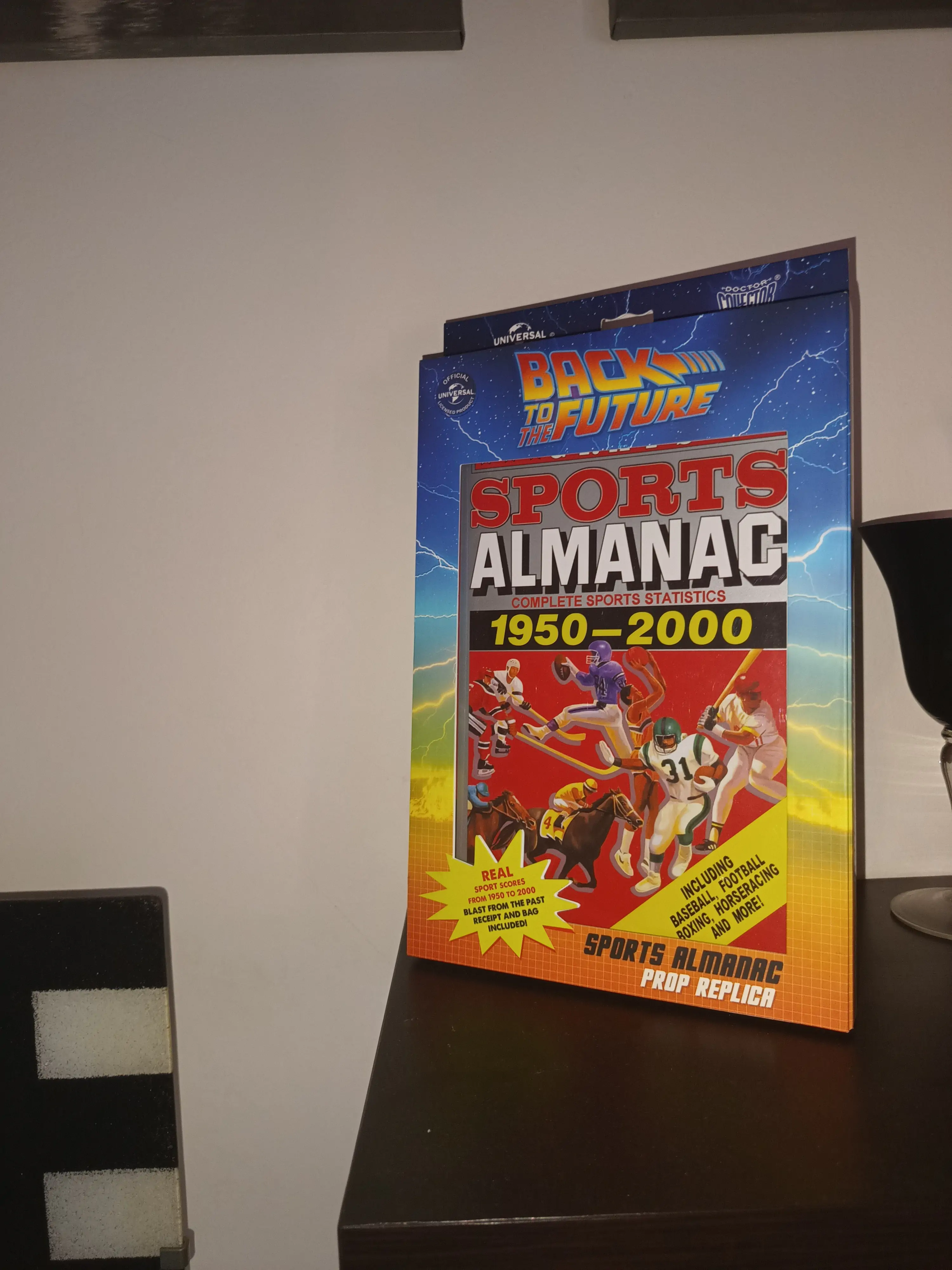 Back To The Future Prop Replica 1/1 Almanach Sportowy zdjęcie produktu