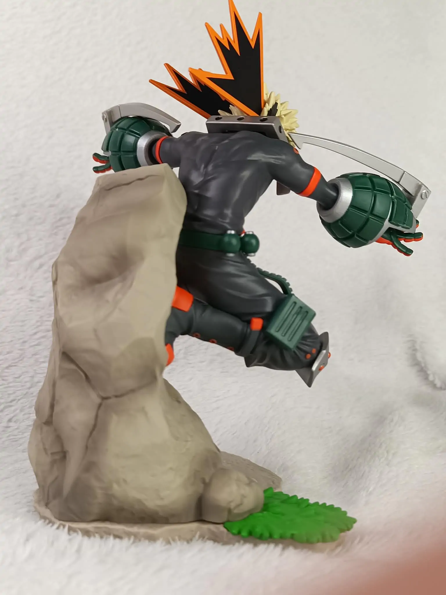 My Hero Academia: You´re Next Xross Link Anime figurka z PVC Katsuki Bakugo 18 cm zdjęcie produktu