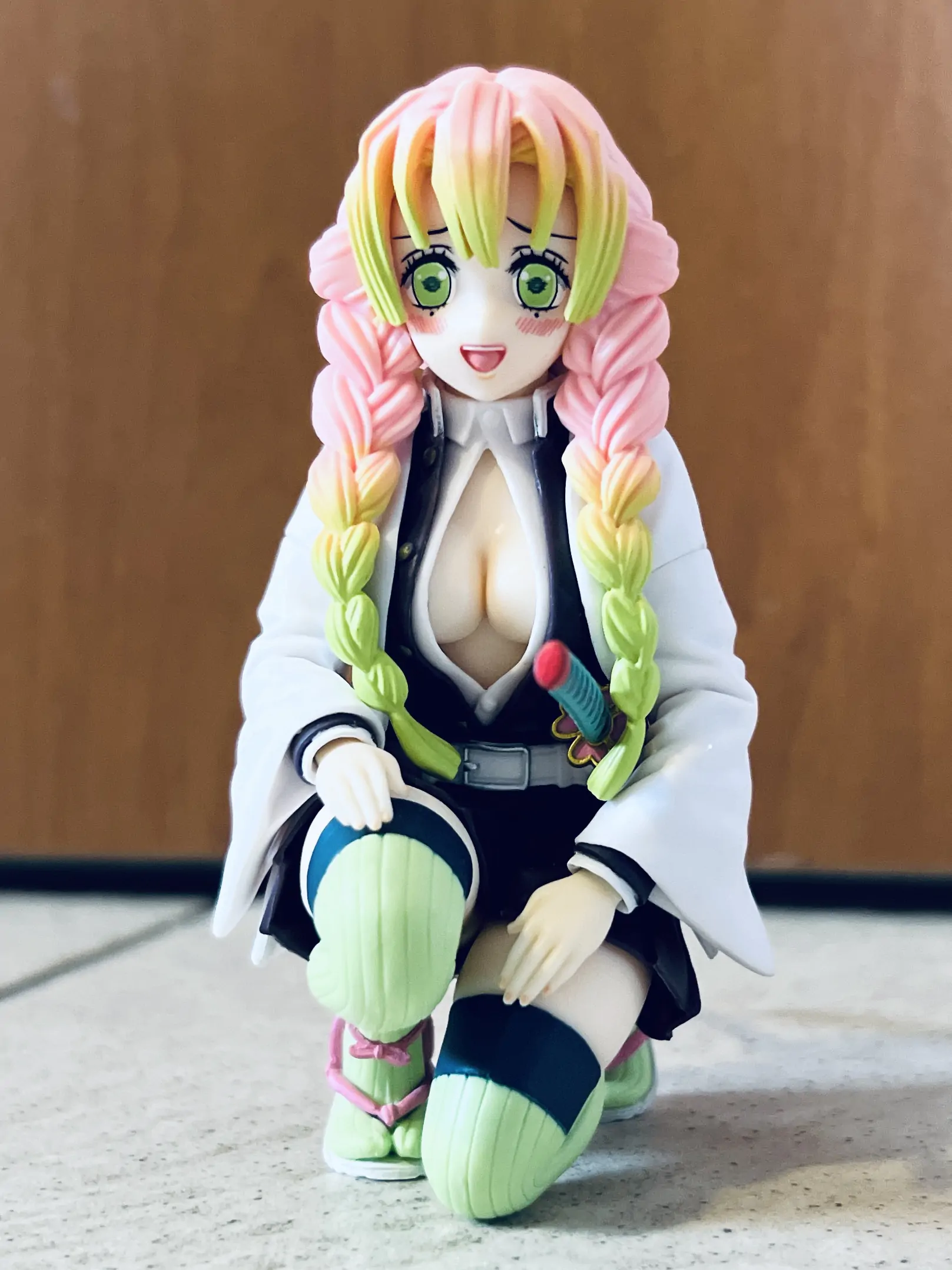 Demon Slayer: Kimetsu no Yaiba PM Siedząca Figurka PVC Mitsuri Kanroji Hashira Meeting (re-run) 11 cm zdjęcie produktu