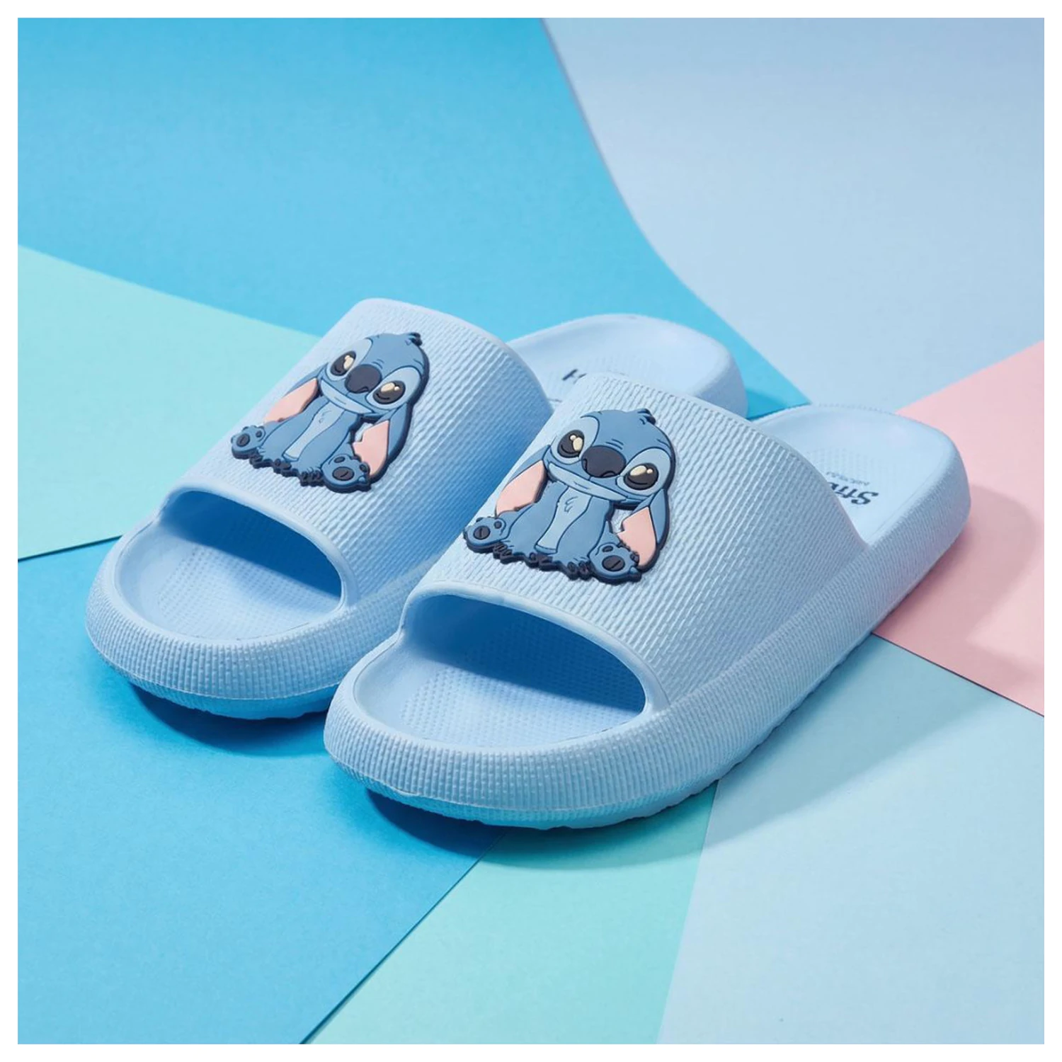 Stitch Sitting kapcie dla dorosłych zdjęcie produktu