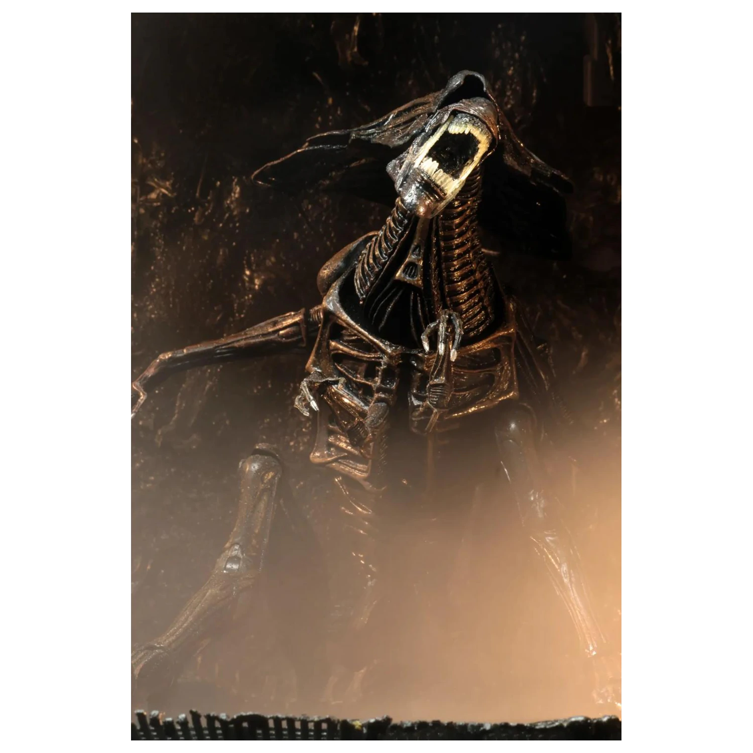 Figurka Alien Resurrection Alien Queen Ultra Deluxe 37 cm zdjęcie produktu