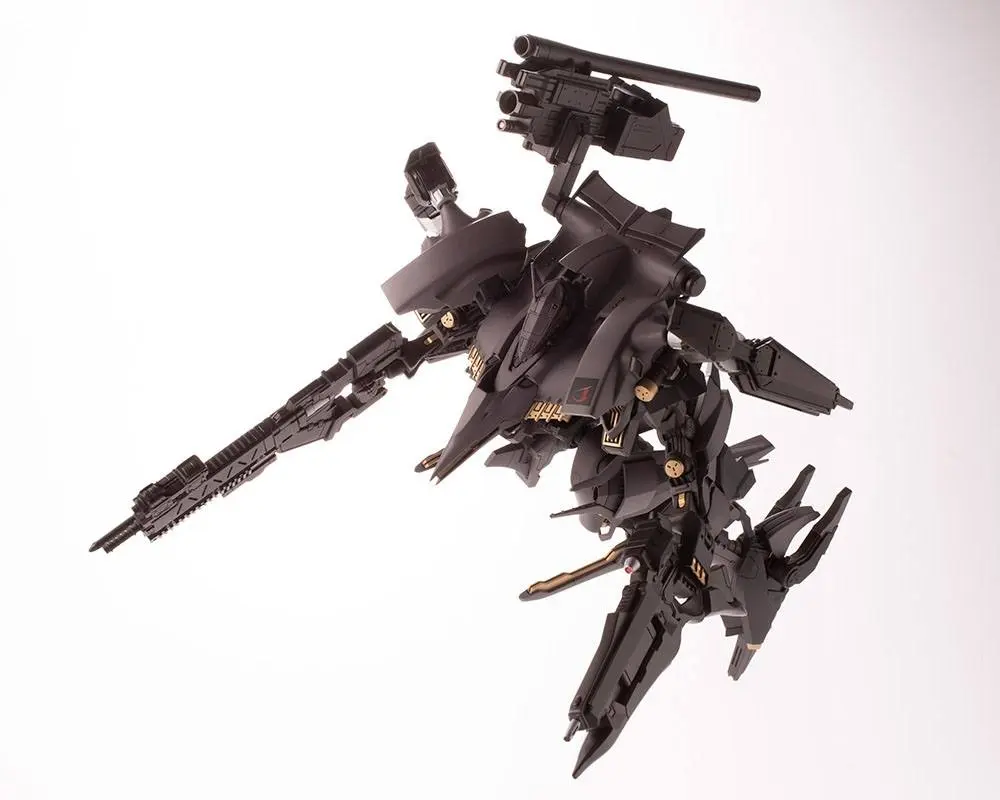 Armored Core 4 Zestaw modelarski z tworzywa sztucznego 1/72 Rayleonard 03-Aaliyah Supplice Opening Ver. 18 cm zdjęcie produktu
