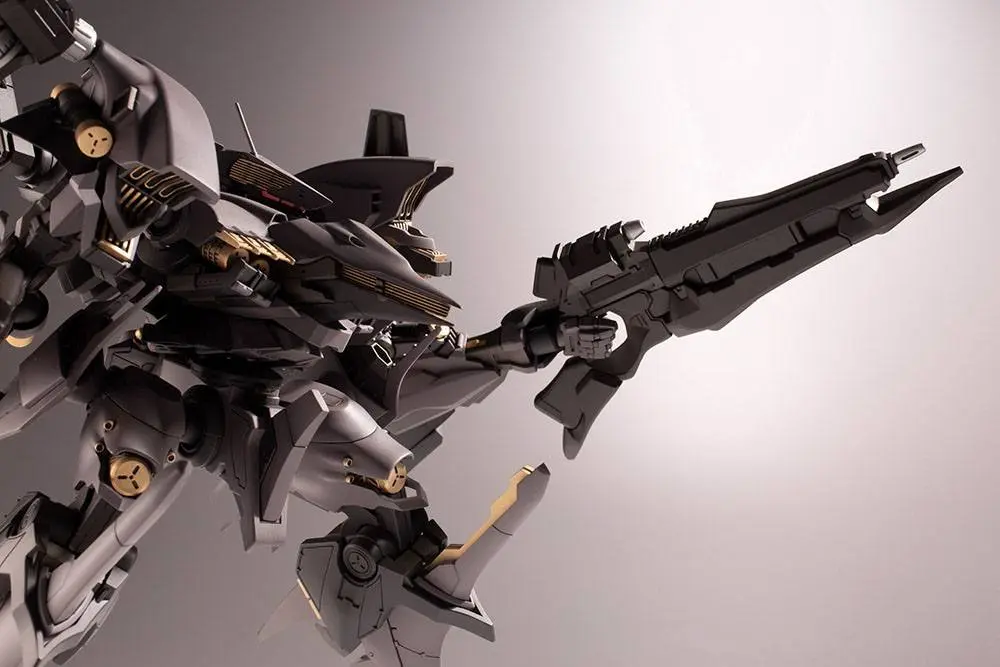 Armored Core 4 Zestaw modelarski z tworzywa sztucznego 1/72 Rayleonard 03-Aaliyah Supplice Opening Ver. 18 cm zdjęcie produktu