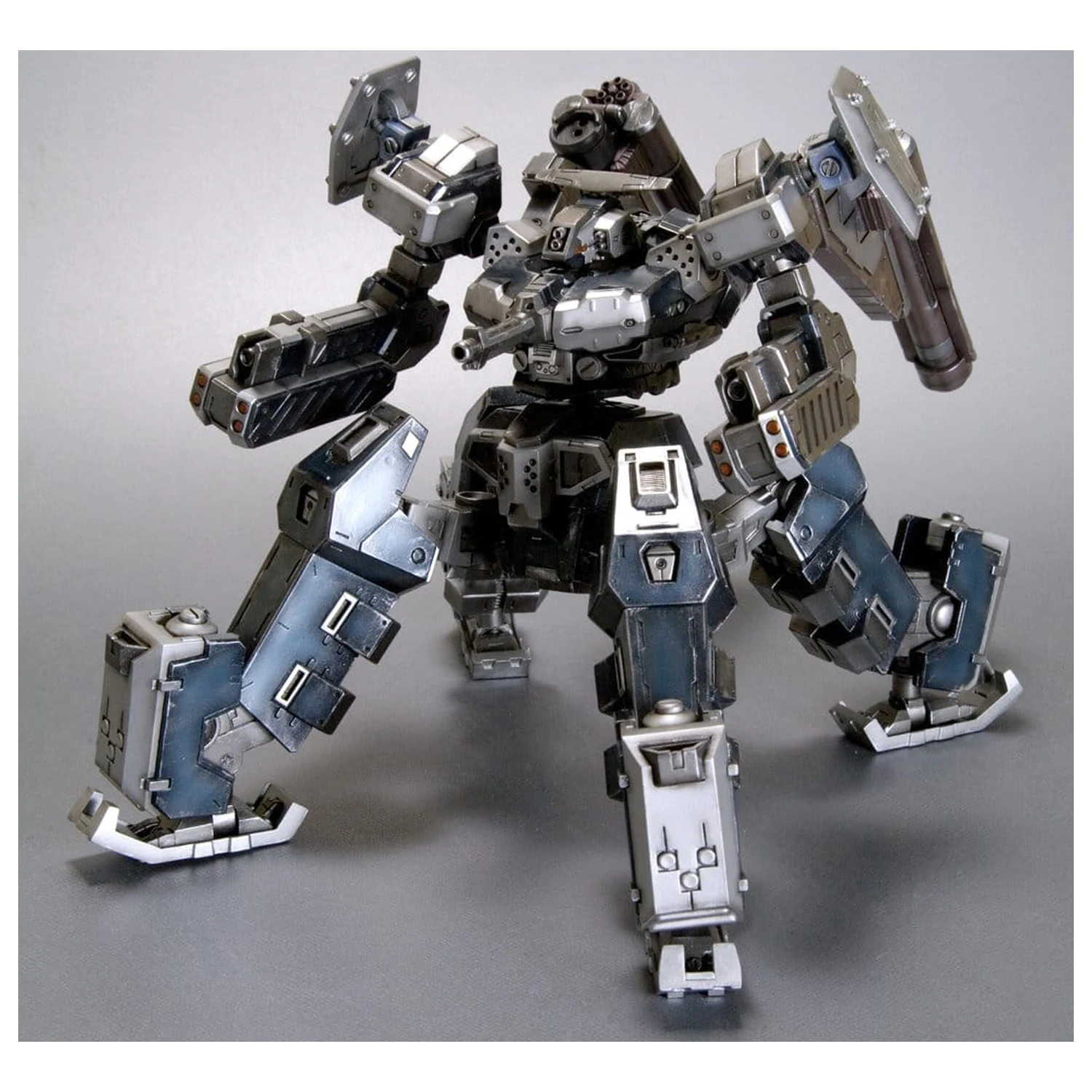 Armored Core plastikowy Model Kit 1/72 CREST CR-C75U2 DELTA Ver. 16 cm zdjęcie produktu