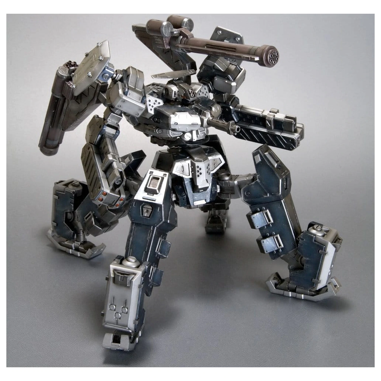 Armored Core plastikowy Model Kit 1/72 CREST CR-C75U2 DELTA Ver. 16 cm zdjęcie produktu