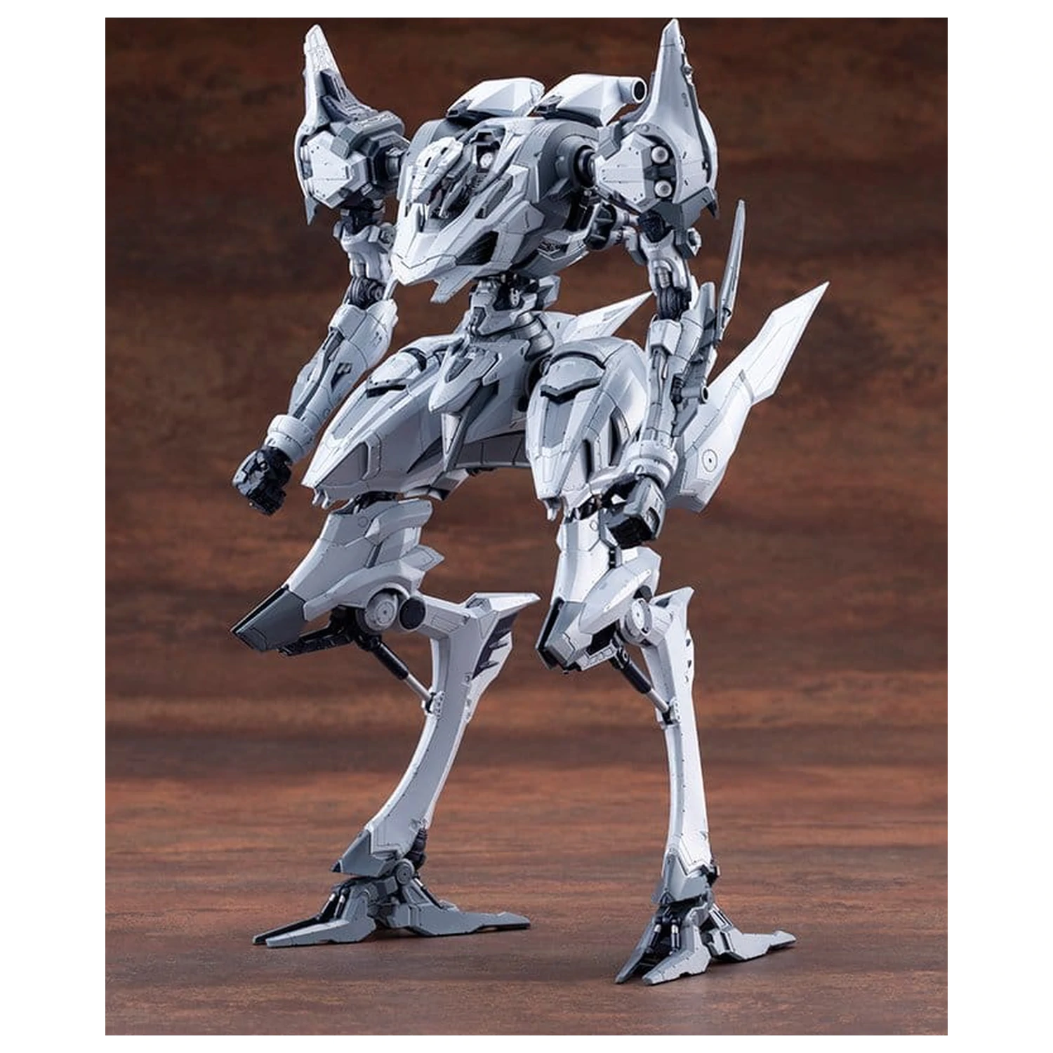 Armored Core V.I.O.S. Plastic Model Kit Schneider Nachtreihe/40E Close-Quarters Assault Type 27 cm zdjęcie produktu