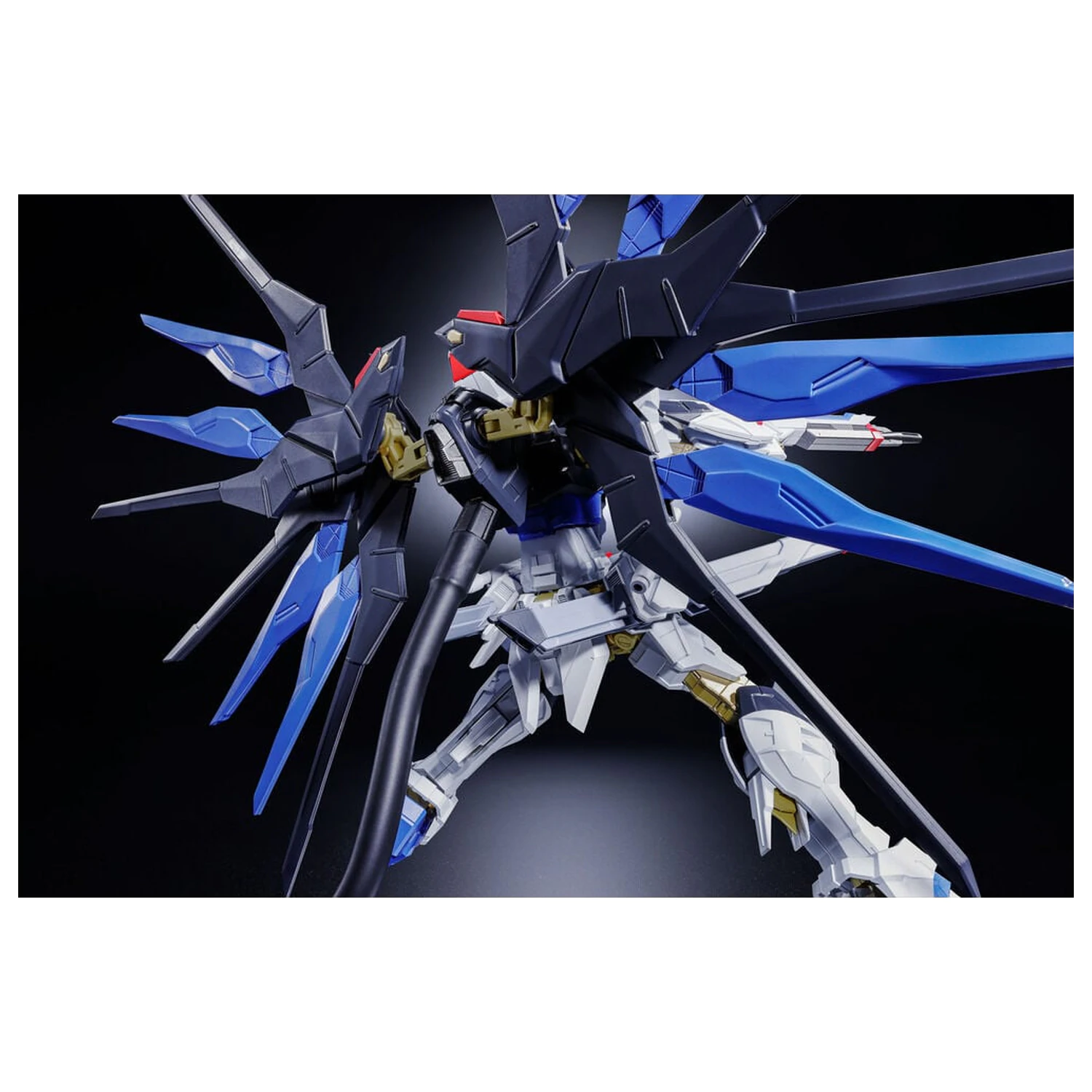 Asolute Act Strike Freedom Gundam figurka 18,5 cm zdjęcie produktu