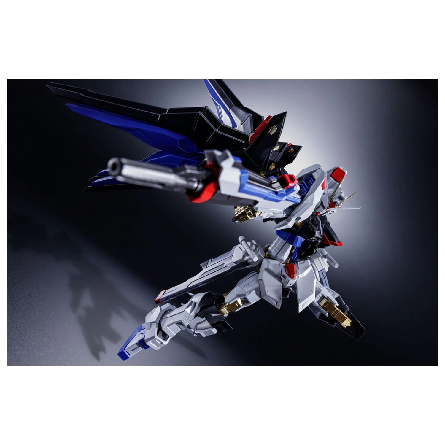 Asolute Act Strike Freedom Gundam figurka 18,5 cm zdjęcie produktu