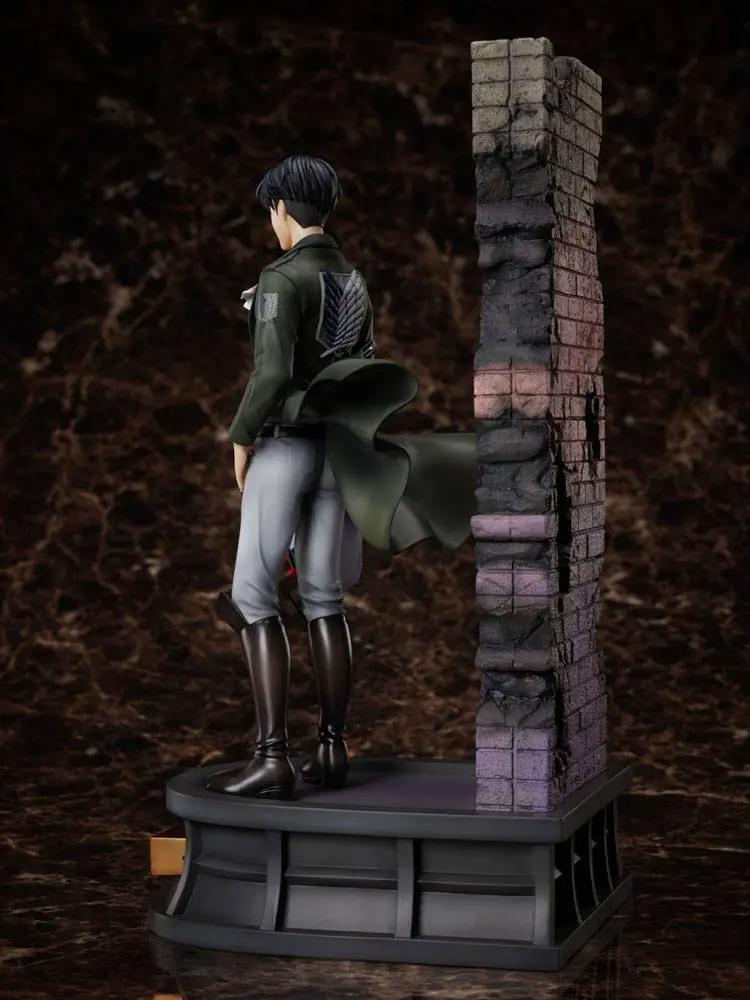 Figurka z PVC Attack on Titan The Final Season 1/7 Levi Birthday 30 cm zdjęcie produktu