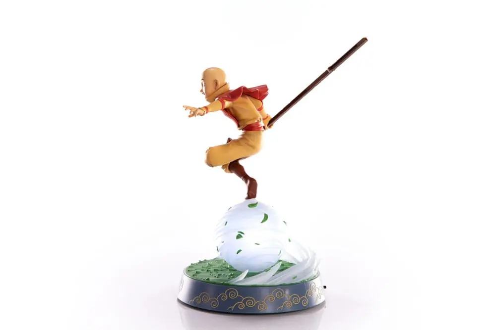 Avatar: Legenda Aanga PVC Statuetka Aang Edycja Kolekcjonerska 27 cm zdjęcie produktu