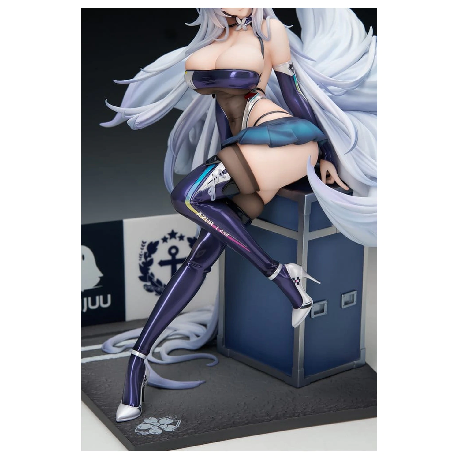 Azur Lane PVC Figurka 1/7 Shinano Moonlit Chrome Ver. Akrylowa Edycja Specjalna z podstawką 25 cm zdjęcie produktu