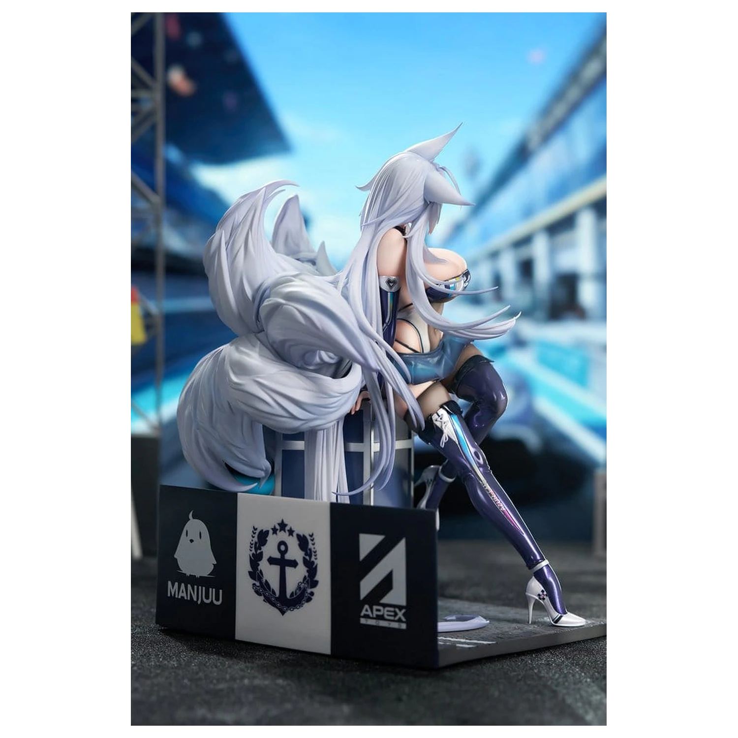 Azur Lane figurka PVC 1/7 Shinano Moonlit Chrome Ver. 25 cm zdjęcie produktu
