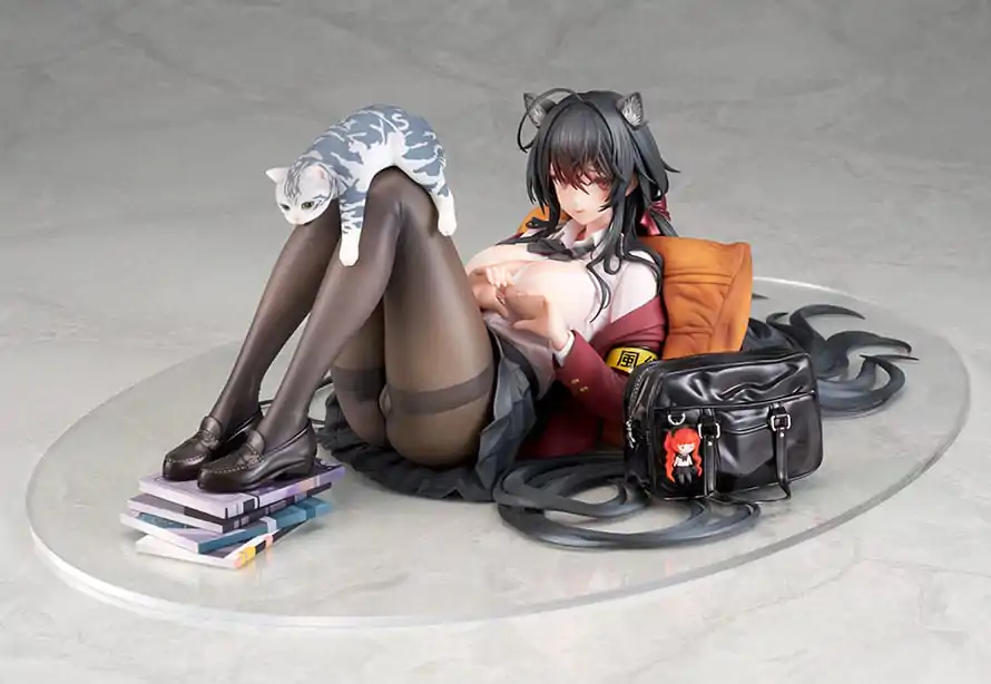 Azur Lane PVC Statuetka 1/7 Taiho Sweet Time After School Ver. 32 cm zdjęcie produktu