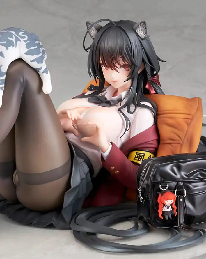 Azur Lane PVC Statuetka 1/7 Taiho Sweet Time After School Ver. 32 cm zdjęcie produktu