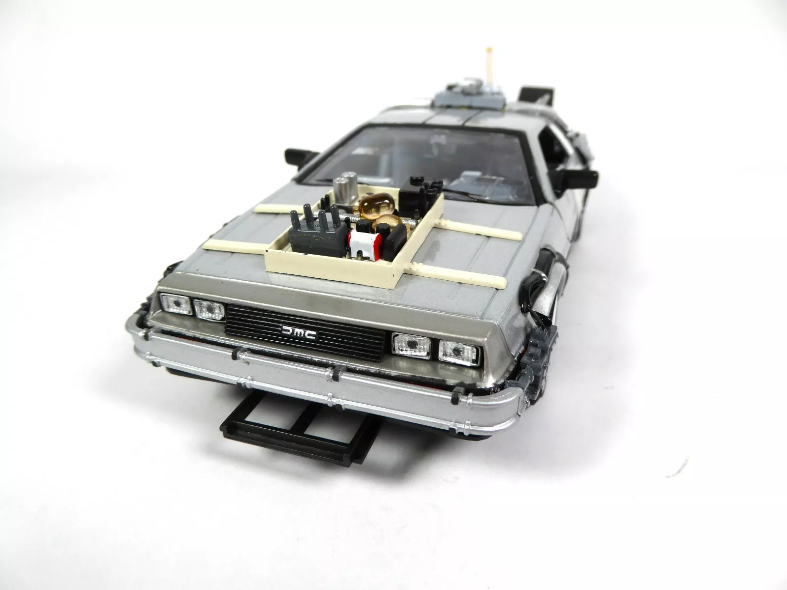 Powrót do przyszłości III Diecast Model 1/24 ´81 DeLorean LK Coupe zdjęcie produktu