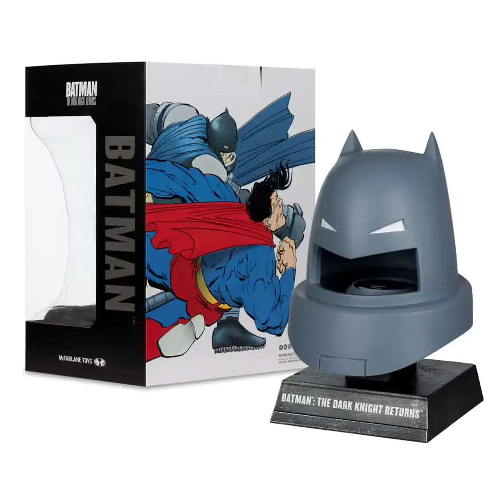 Batman DC Direct Mini Replika w skali 1/3 Kaptur Armoured Batman (Dark Knight Returns) 18 cm zdjęcie produktu