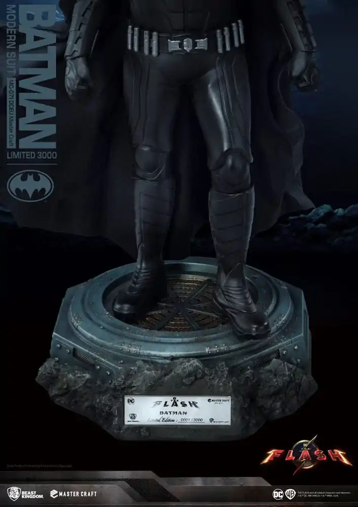 Batman Master Craft Statua Batman Modern Suit 42 cm zdjęcie produktu