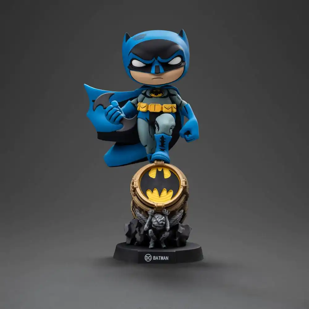 Batman Mini Co. Figurka PVC Batman na Bat-Signal (Blue Variant) 19 cm zdjęcie produktu