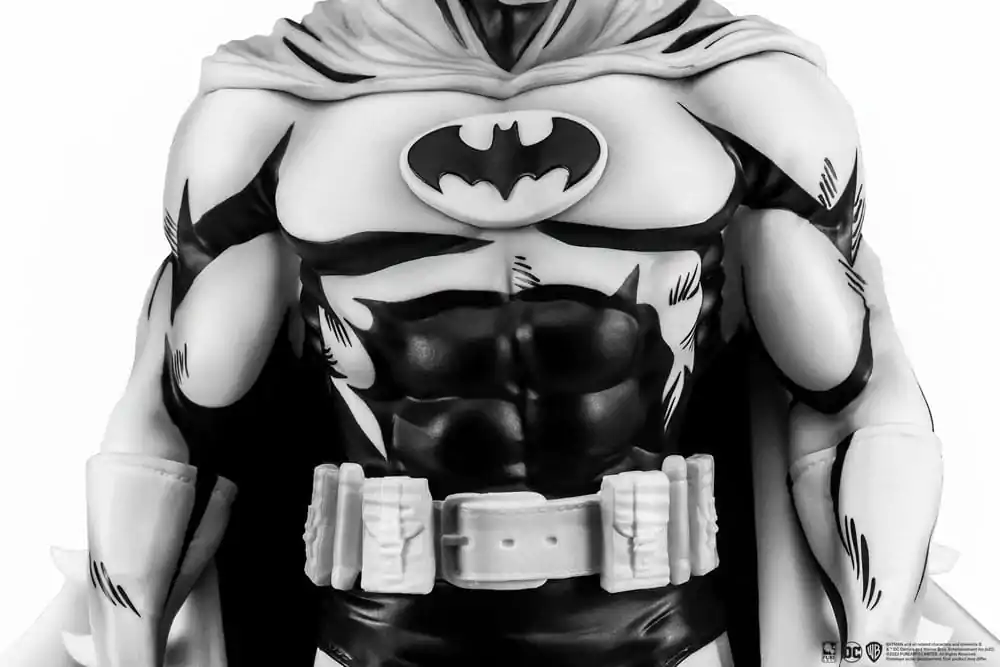 Batman PX PVC Statua 1/8 SDCC 2024 Batman Black & White Version 27 cm zdjęcie produktu