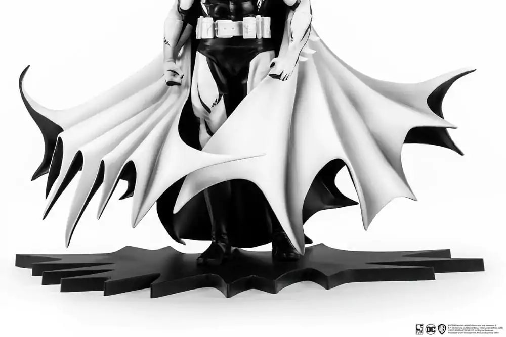 Batman PX PVC Statua 1/8 SDCC 2024 Batman Black & White Version 27 cm zdjęcie produktu