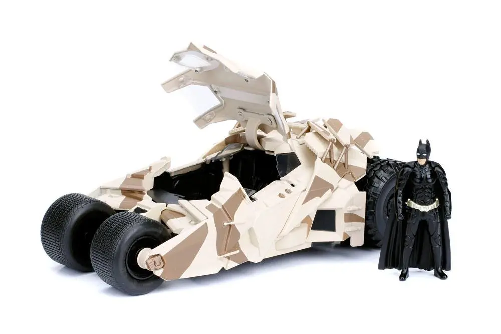 Batman The Dark Knight Diecast Model 1/24 2008 Batmobil Camo z figurką zdjęcie produktu