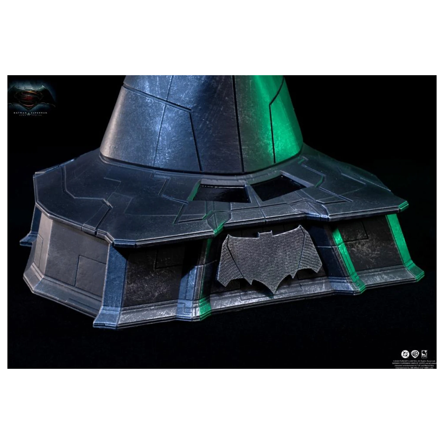 Replika hełmu Batman v Superman Armored Batman w skali 1/1 zdjęcie produktu