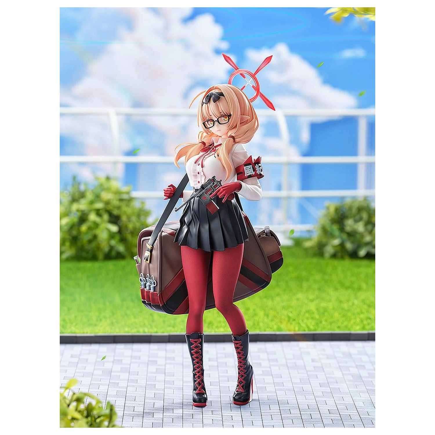 Blue Archive figurka PVC 1/7 Chinatsu 25 cm zdjęcie produktu