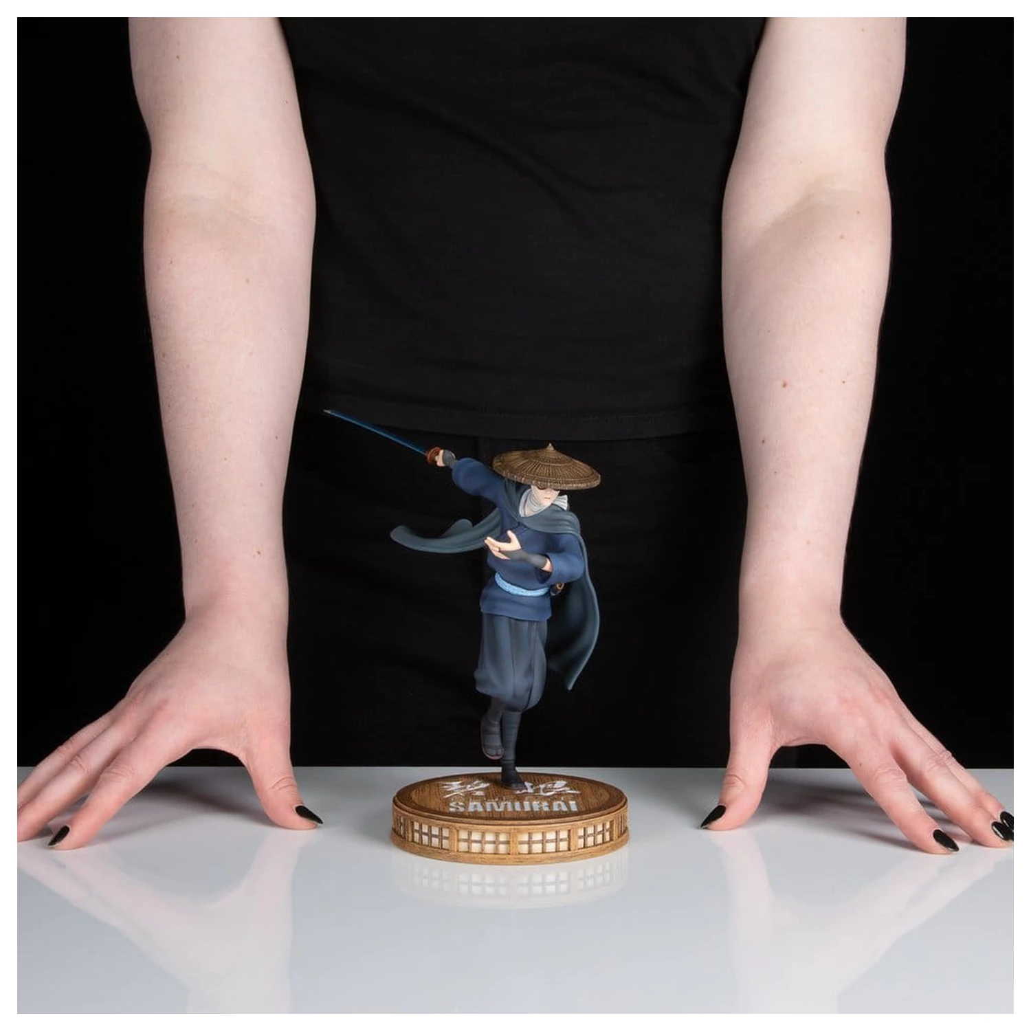 Blue Eye Samurai PVC Statuetka Mizu 20 cm zdjęcie produktu