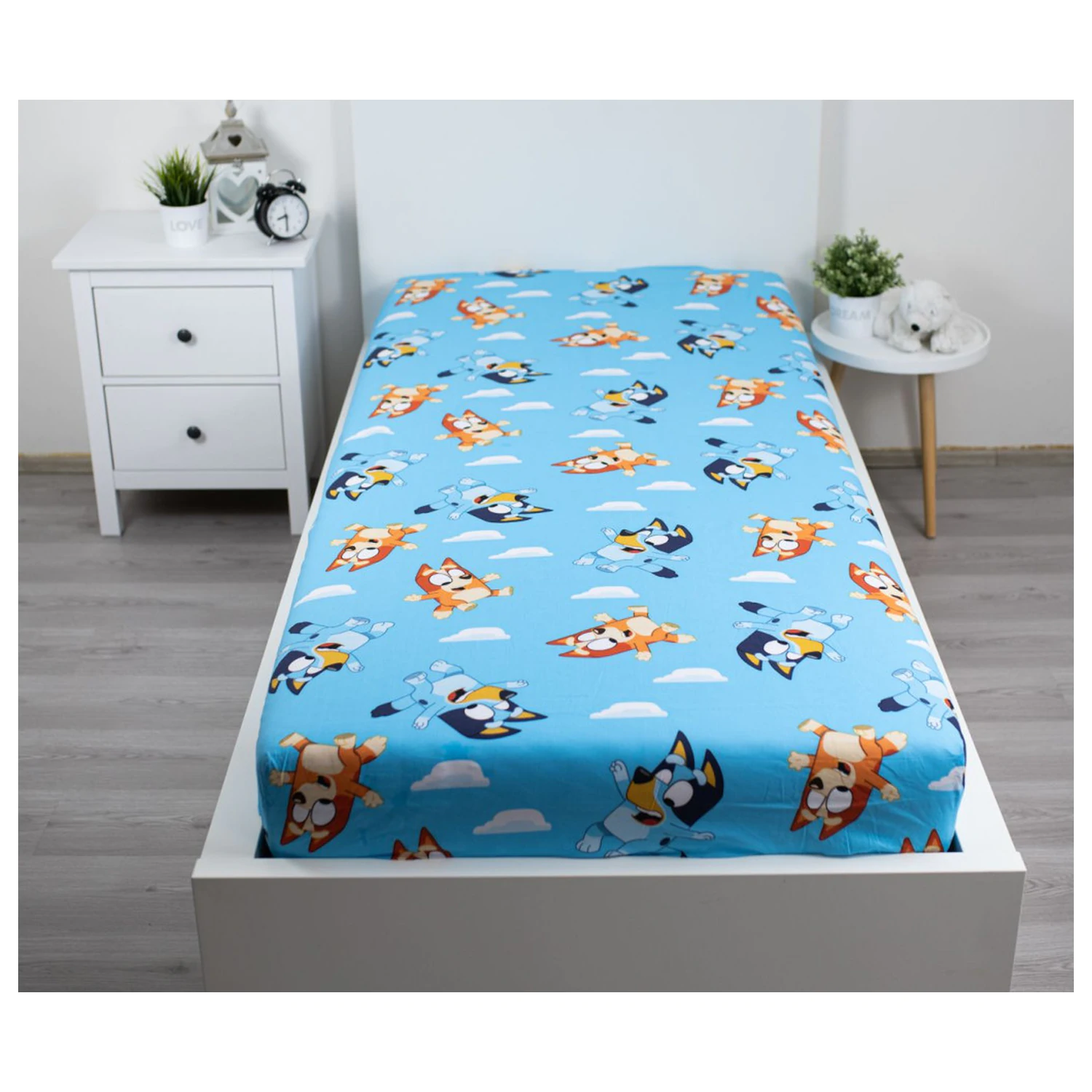 Bluey Clouds prześcieradło z gumką 90x200 cm zdjęcie produktu