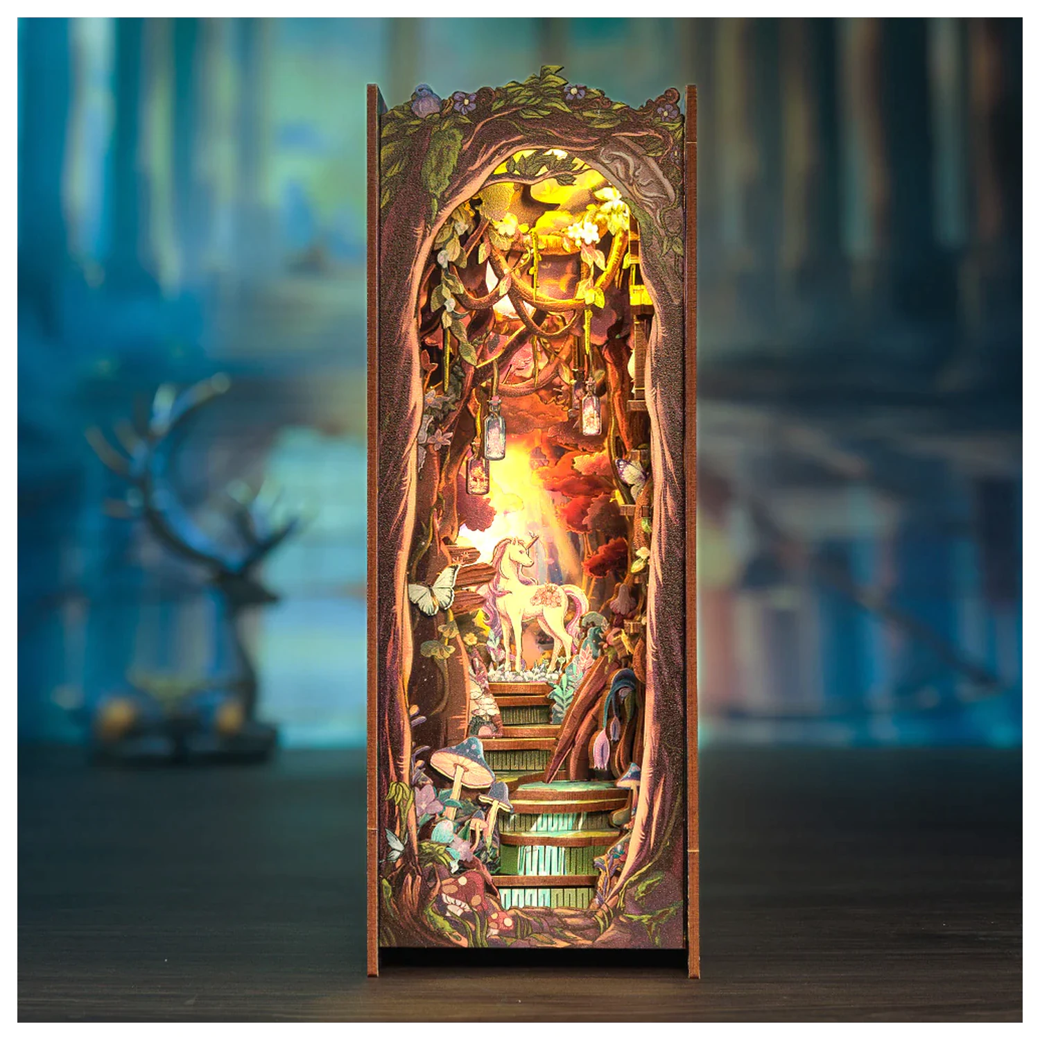 Book Nook Kit DIY Grace of the Forest 89 elementów + Lampka LED zdjęcie produktu