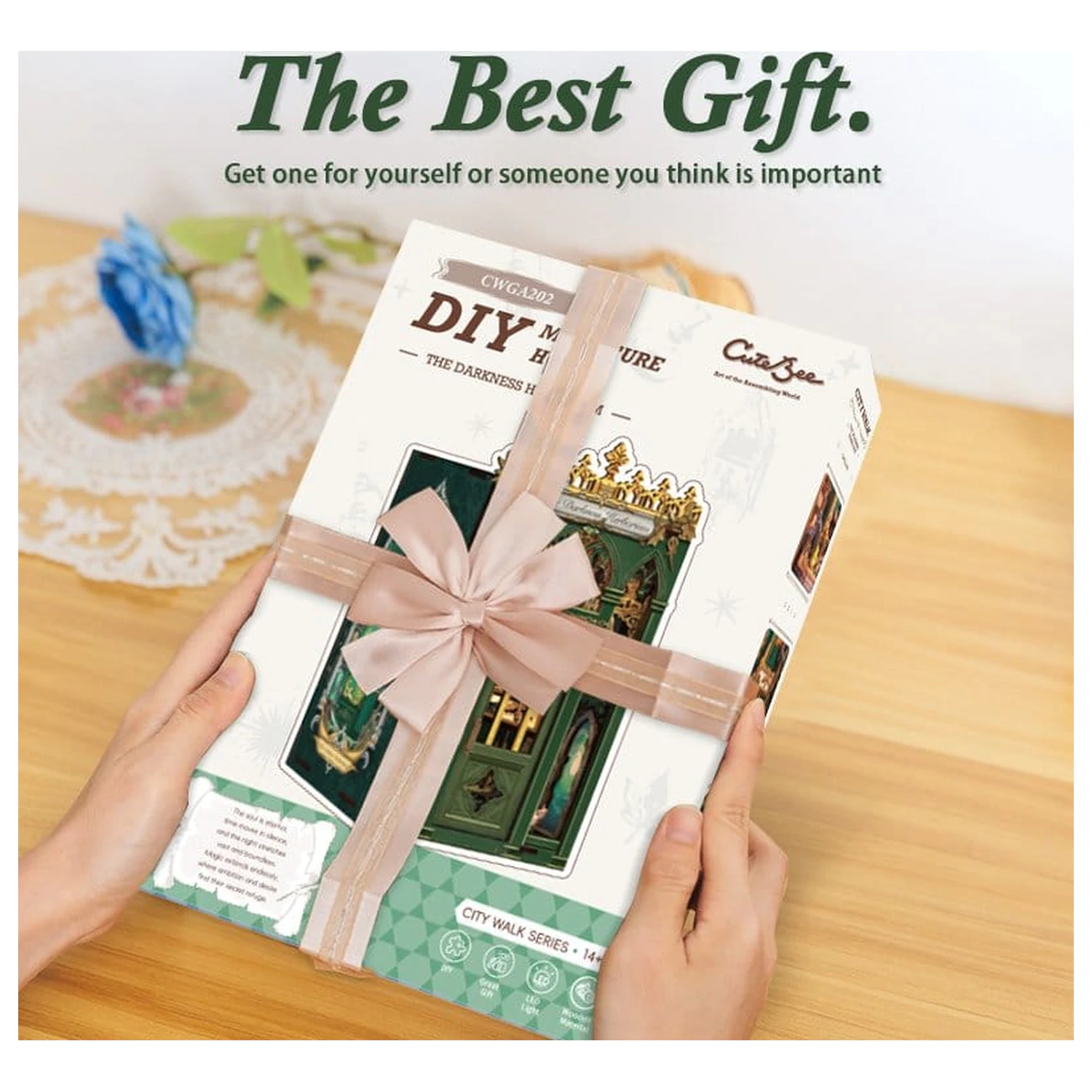 Book Nook The Darkness Herbarium 17 x 12 cm zdjęcie produktu