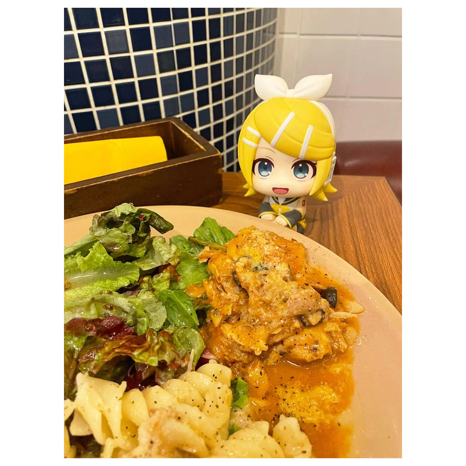 Character Vocal Series: Kagamine Rin/Len Look Up PVC Statua Kagamine Rin 11 cm zdjęcie produktu