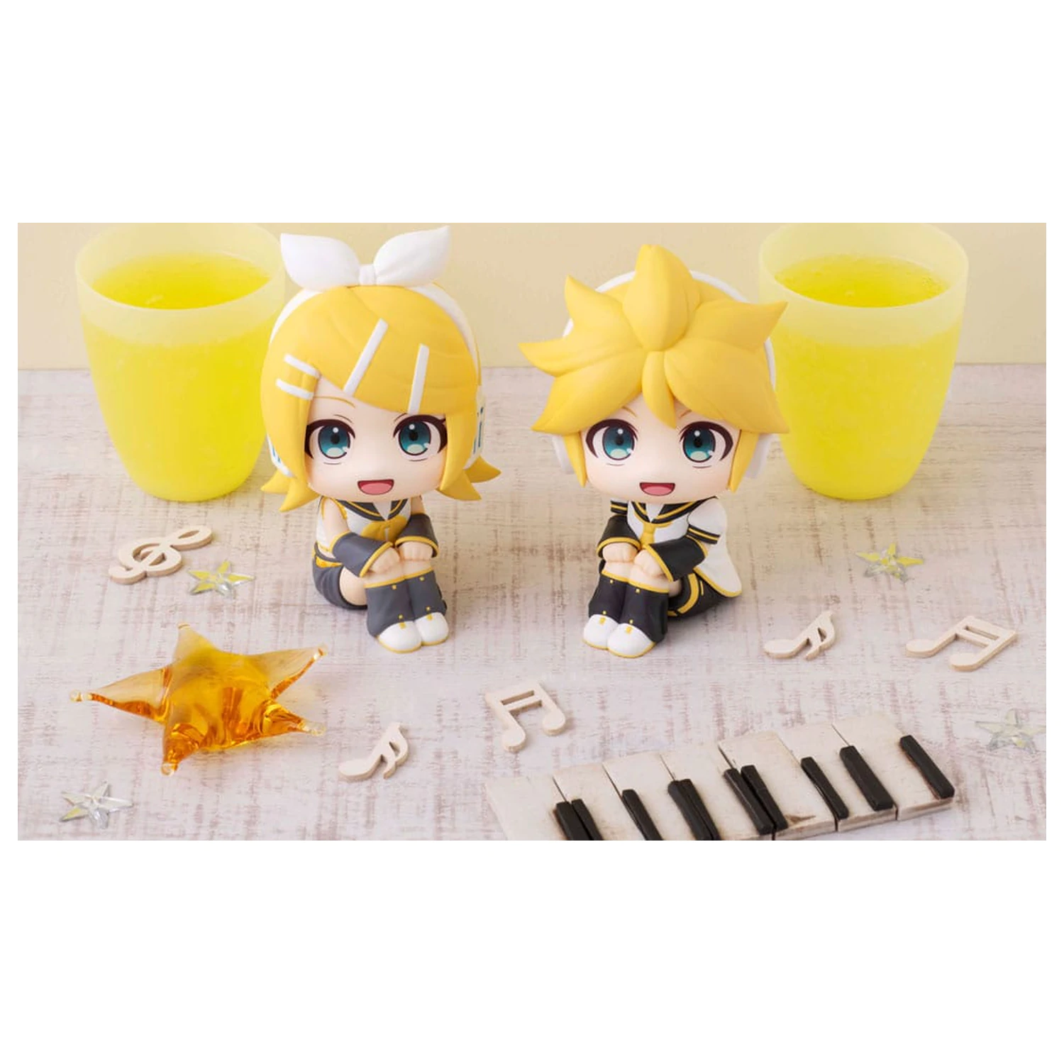 Seria Wokalna Postaci: Figurka PVC Rin/Len Look Up Zestaw Hatsune Rin & Len (z prezentem) 11 cm zdjęcie produktu