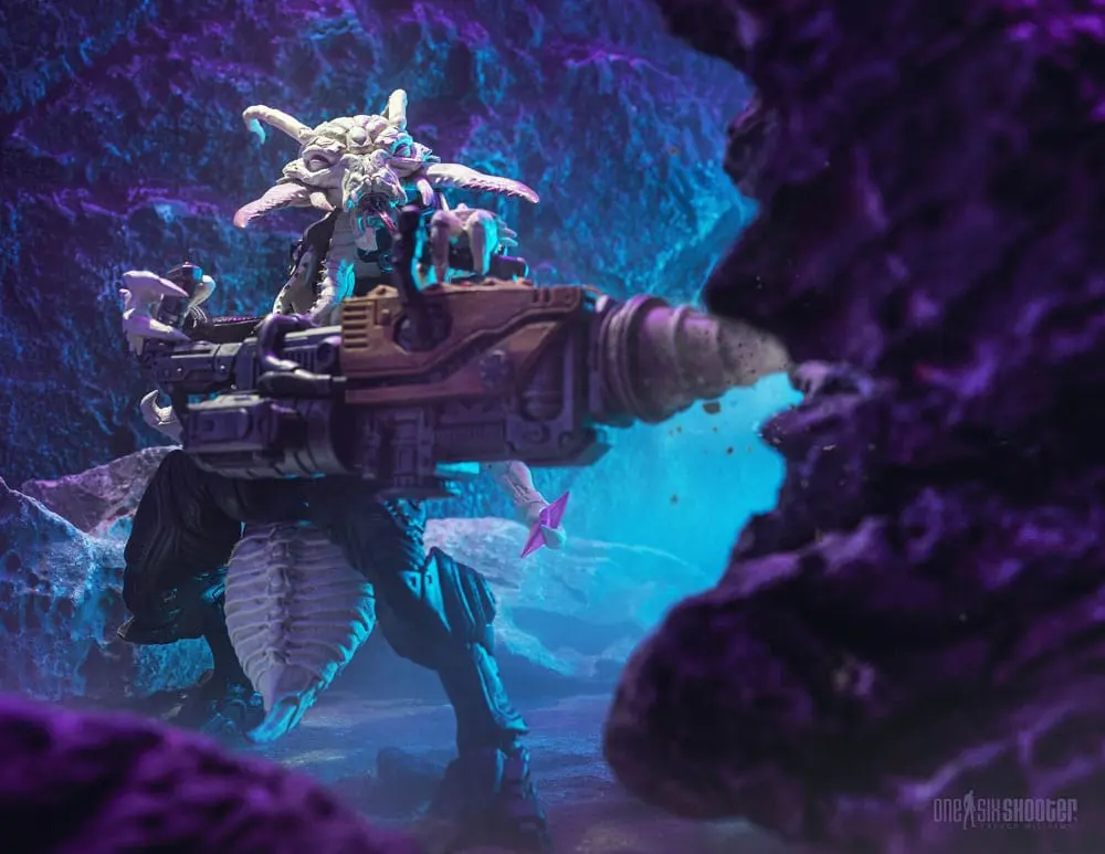 Cosmic Legions: Outpost Zaxxius Figurka Akcji Górnik Sphexxian (Deluxe) 15 cm zdjęcie produktu