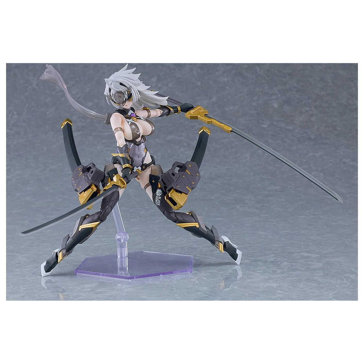 Cutie Honey Nova Plamatea Plastic Model Kit Black Honey 17 cm zdjęcie produktu