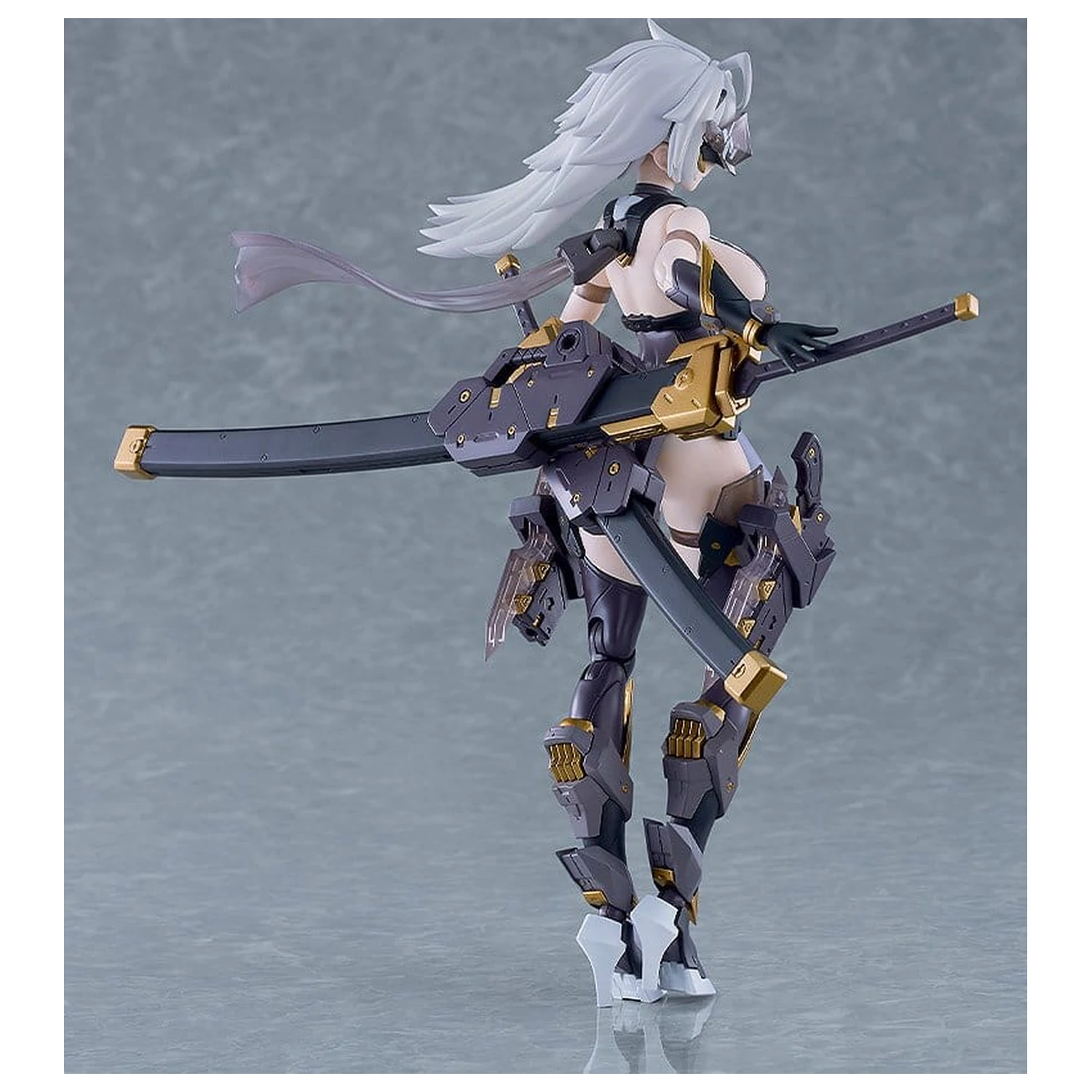 Cutie Honey Nova Plamatea Plastic Model Kit Black Honey 17 cm zdjęcie produktu