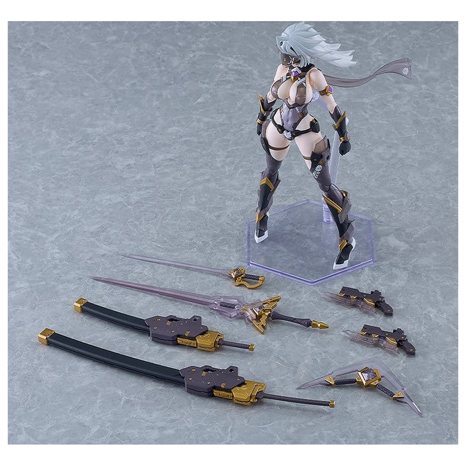 Cutie Honey Nova Plamatea Plastic Model Kit Black Honey 17 cm zdjęcie produktu
