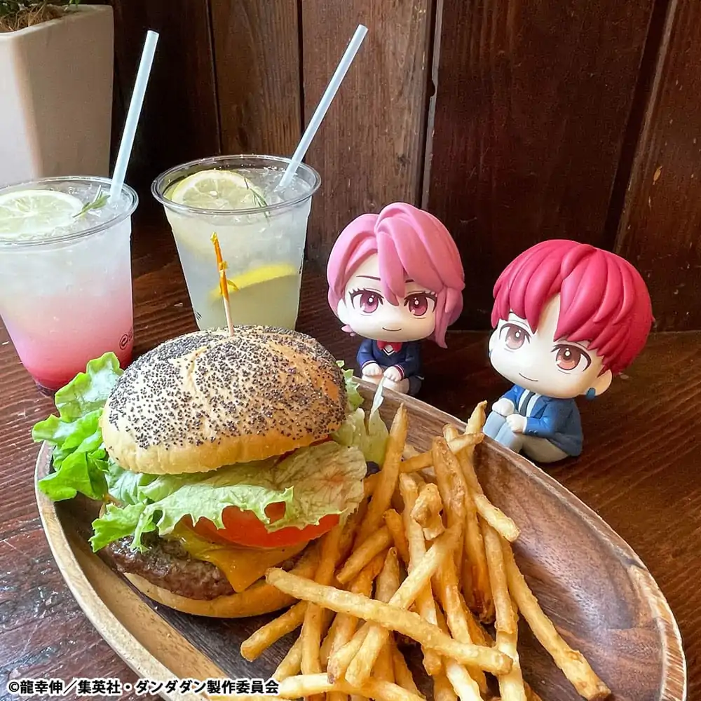 Dandadan Look Up Figurka PVC Aira i Jiji 11 cm (z prezentem) zdjęcie produktu