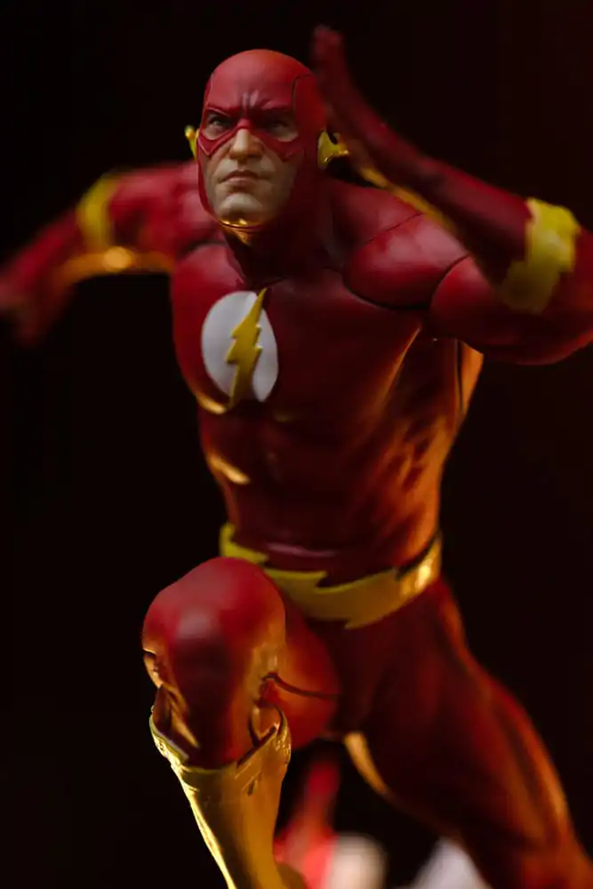 DC Comics Art Scale Statua 1/10 Flash 25 cm zdjęcie produktu
