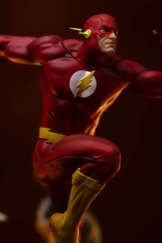DC Comics Art Scale Statua 1/10 Flash 25 cm zdjęcie produktu