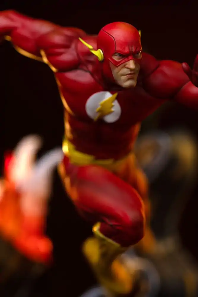 DC Comics Art Scale Statua 1/10 Flash 25 cm zdjęcie produktu