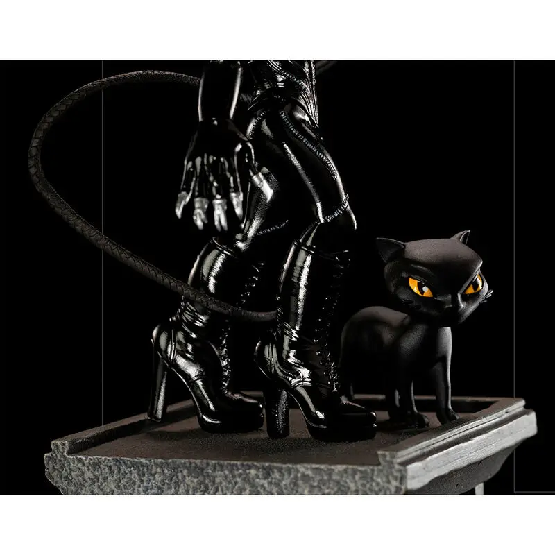 DC Comics Mini Co. Deluxe Figurka z PVC Catwoman (Batman Returns) 17 cm zdjęcie produktu